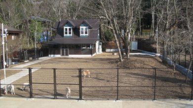 犬のケアハウスうらら 全景