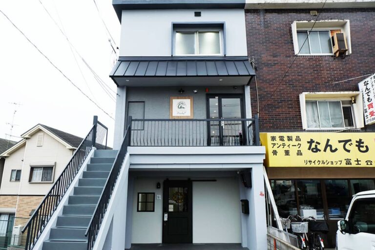 ペットケア＆ホテルPerche施設外観